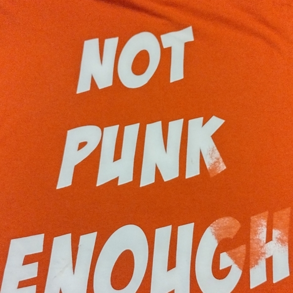 T Shirt - Picture 3 of 4